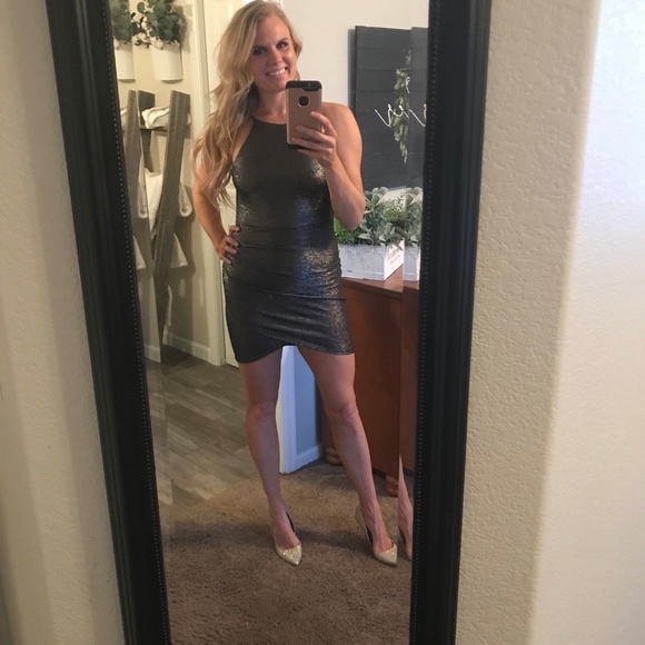 Forever 21 Dresses & Skirts - Forever 21 Black Vegas/Ladies Night Dress